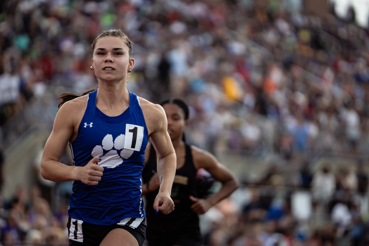 OHMileSplit's tweet image. Following the release of the list for the Girls Track and Field Gatorade Player of The Year, Hilliard Davidson's Celia Schulte was announced as the winner for Ohio.
bit.ly/447PjCT