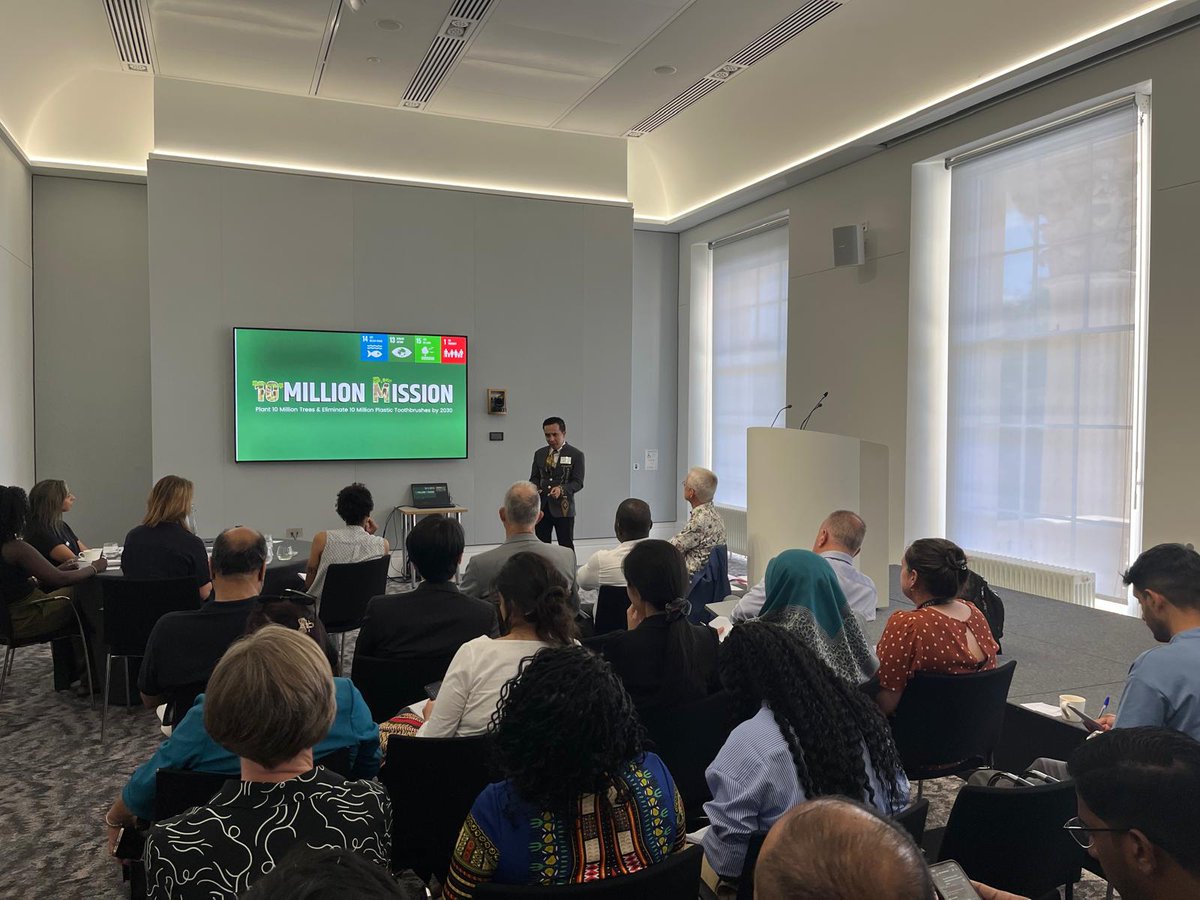 What’s the strangest thing you’ve ever thought to plant?

Facing our panel of media experts, <a href="/bambuhayph/">Bambuhay</a> presents the world’s first plantable toothbrush. Made from bamboo, this product can be grown into a tree after use, establishing a plastic-free, zero-waste alternative to its