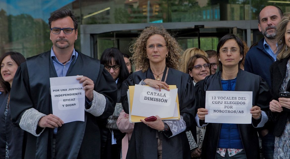 LadyCrocs tweet media