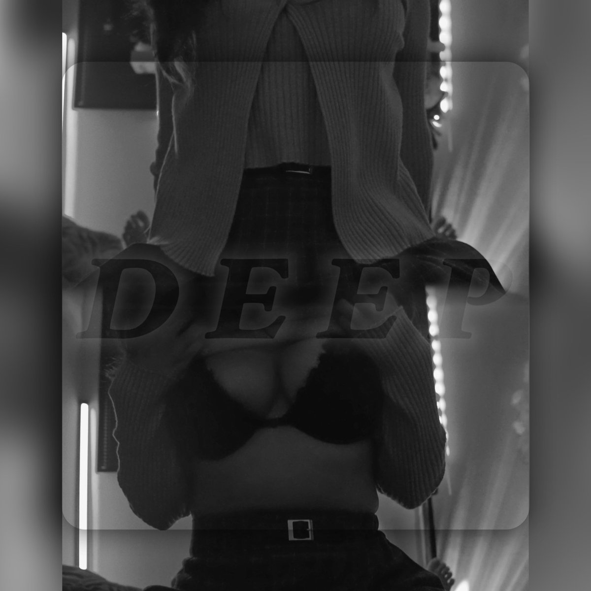 -
「 真的見到時才知道
  
我愛的是記憶中的妳 」