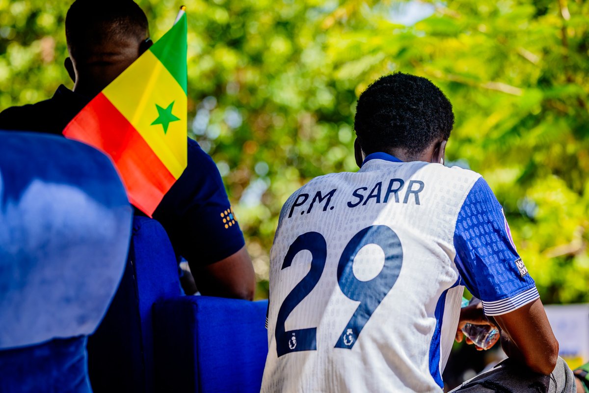 🇸🇳Ce dimanche 29 juin, nous étions à Fayako, au cœur des îles du Saloum, où l'international <a href="/papematarsarr15/">Pape Matar Sarr</a> a retrouvé sa communauté natale pour sa rencontre annuelle.

#JeunesseEnAction #AgendaJPS #OnJoueSolide #NotreMiTempsPourLaPaix