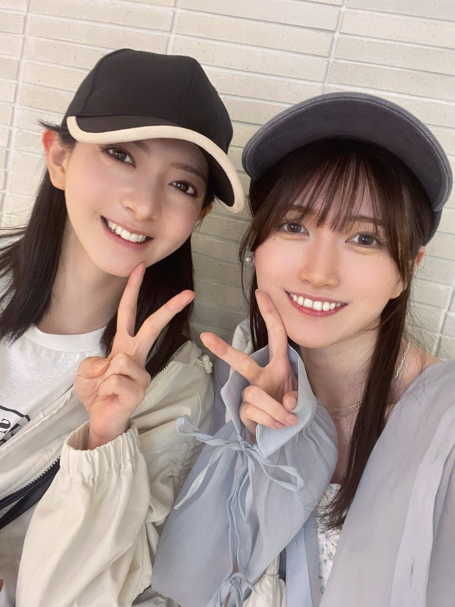 M_kurage000's tweet image. 本日はoff、なんと鳳蝶役の #菅原りこ さんと一緒にお稽古とデートを…！？✨😳

明後日 7/2(水) は舞台本番、台詞いっぱいで2.5舞台も初めての挑戦でドキドキですが、精一杯【ユウリ役】を務めさせていただきます꙳⋆🌷劇場で待ってるね😉

👇🏻一般チケット発売中です🎫👇🏻
l-tike.com/play/mevent/?m…