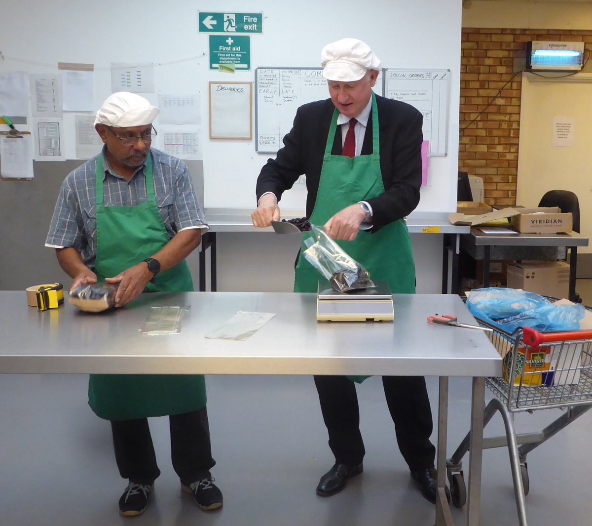Great to join the team at Daily Bread in Cambridge for #CoopFortnight! Co-operatives like this one show how ethical, sustainable business can thrive, putting people and the planet first. A brilliant local #CoopHeroes story! <a href="/coopuk/">Co-op</a> #Cambridge
