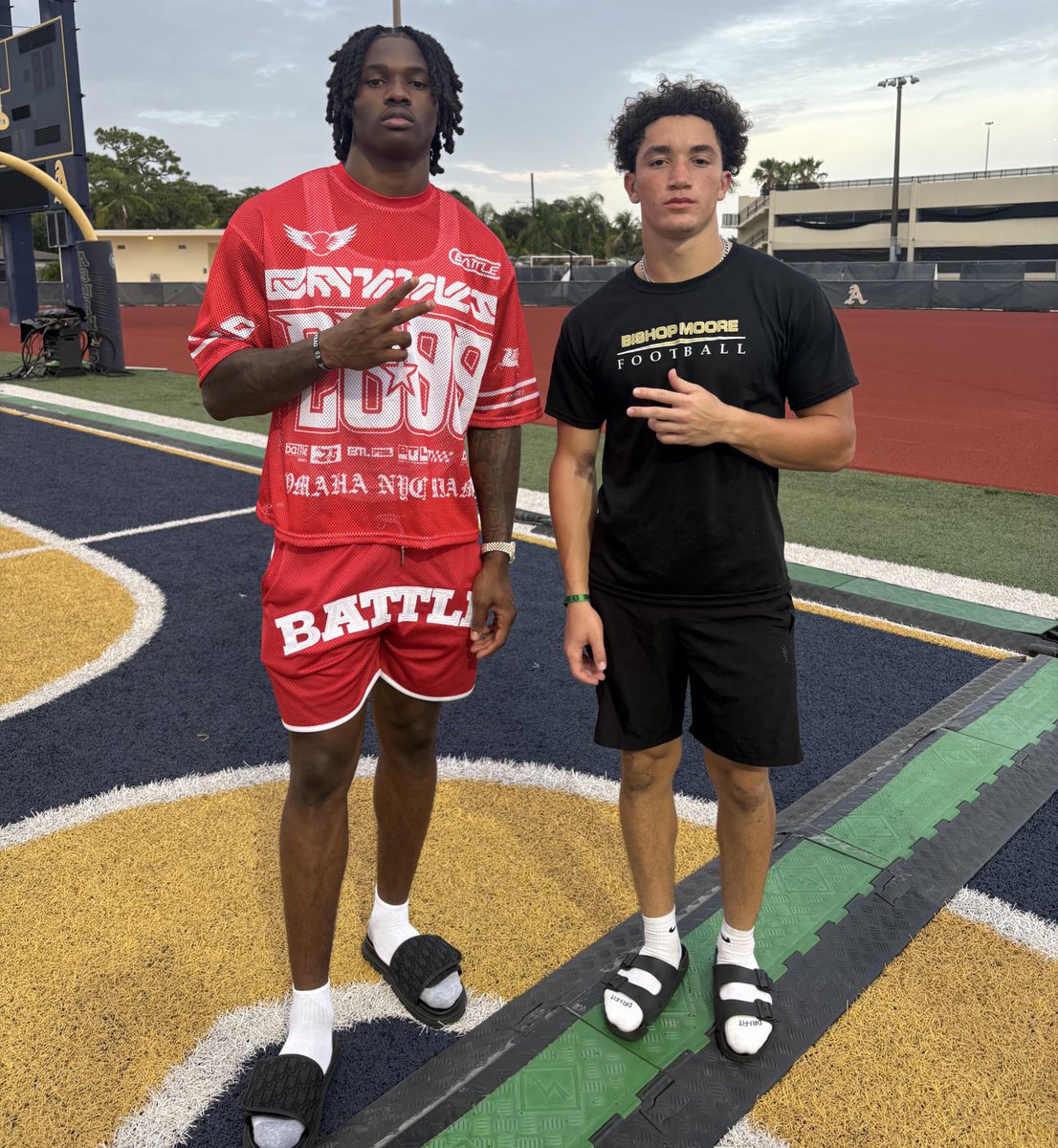 trentongummer's tweet photo. 🅾️🙌🏽
#FLOhio 🌴🌰
@Jermiah_Smith1 https://t.co/cGl63I0ppN