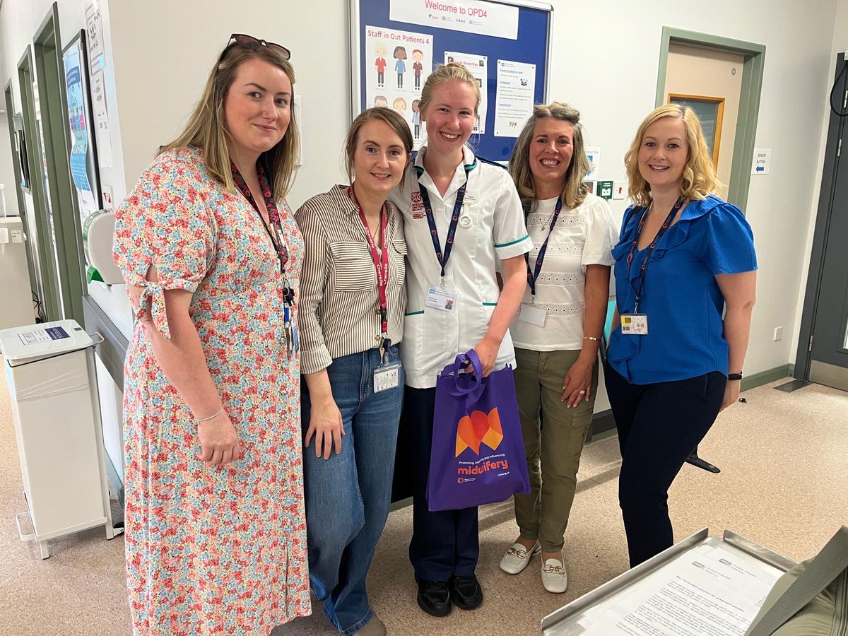 RcmNi's tweet photo. Thanks to the workplace reps at Northern branch @MidwivesRCM for the warm welcome today at Antrim hospital @NHSCTrust 💜 great to talk to our members and catch up with student midwives @QUBSONM #midwives #MSWs #futuremidwives https://t.co/DnjRNzqZv1
