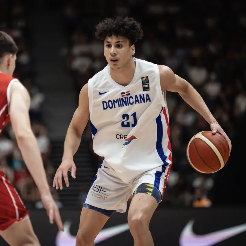 Joe_NPH's tweet photo. 🇨🇦2025 6’4 G Fernando De Los Santos has been producing at a high level for Dominican Republic at the U19 FIBA WC.

The @NPACanada standout is currently top 10 in the Tournament both in scoring at 19ppg and steals at 2.5spg. Also shooting 47% from the field and grabbing 7.5rpg. Crafty, tough, loves to compete.

Still uncommitted. @NphScouting