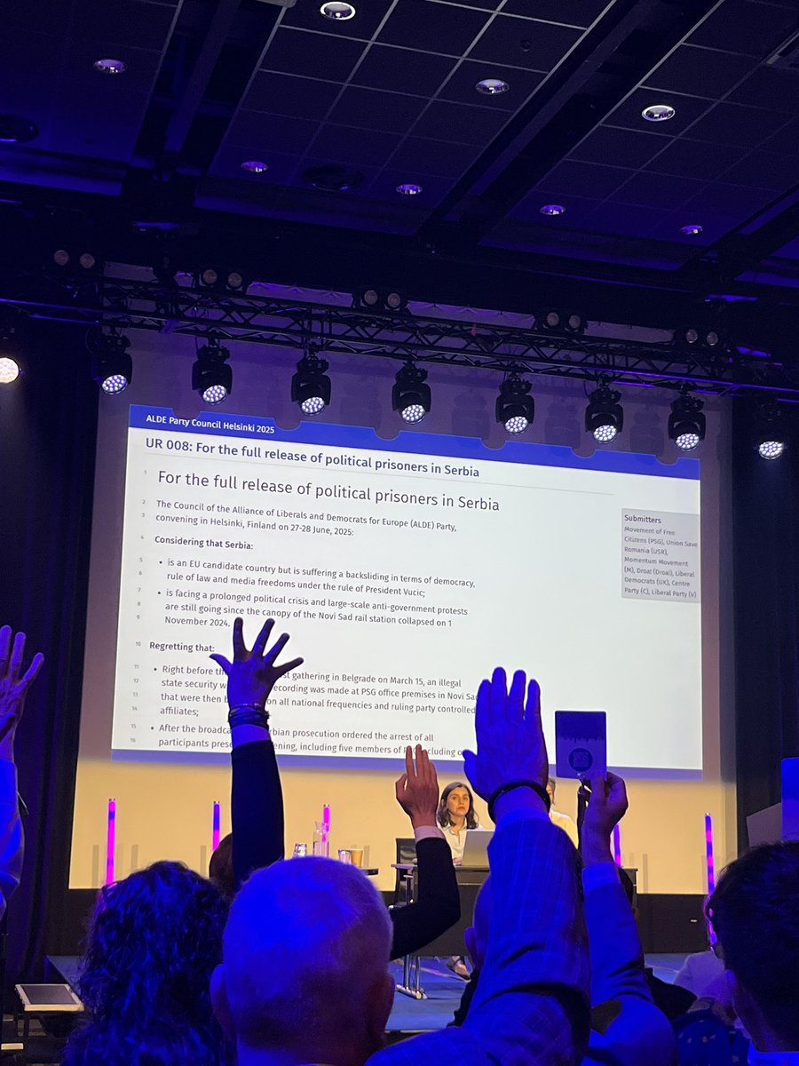 Natan Albahari (@albahari_n) on Twitter photo Tokom vikenda održan je <a href="/ALDEParty/">ALDE Party</a> Savet u Helsinkiju na kom je jednoglasno usvojena rezolucija u kojoj se zahteva momentalno puštanje iz pritvora svih političkih zatvorenika u Srbiji! Takođe se osuđuje politika AV i pozivaju se EU institucije da kritičnije postupe prema njemu. Tokom vikenda održan je <a href="/ALDEParty/">ALDE Party</a> Savet u Helsinkiju na kom je jednoglasno usvojena rezolucija u kojoj se zahteva momentalno puštanje iz pritvora svih političkih zatvorenika u Srbiji! Takođe se osuđuje politika AV i pozivaju se EU institucije da kritičnije postupe prema njemu.
