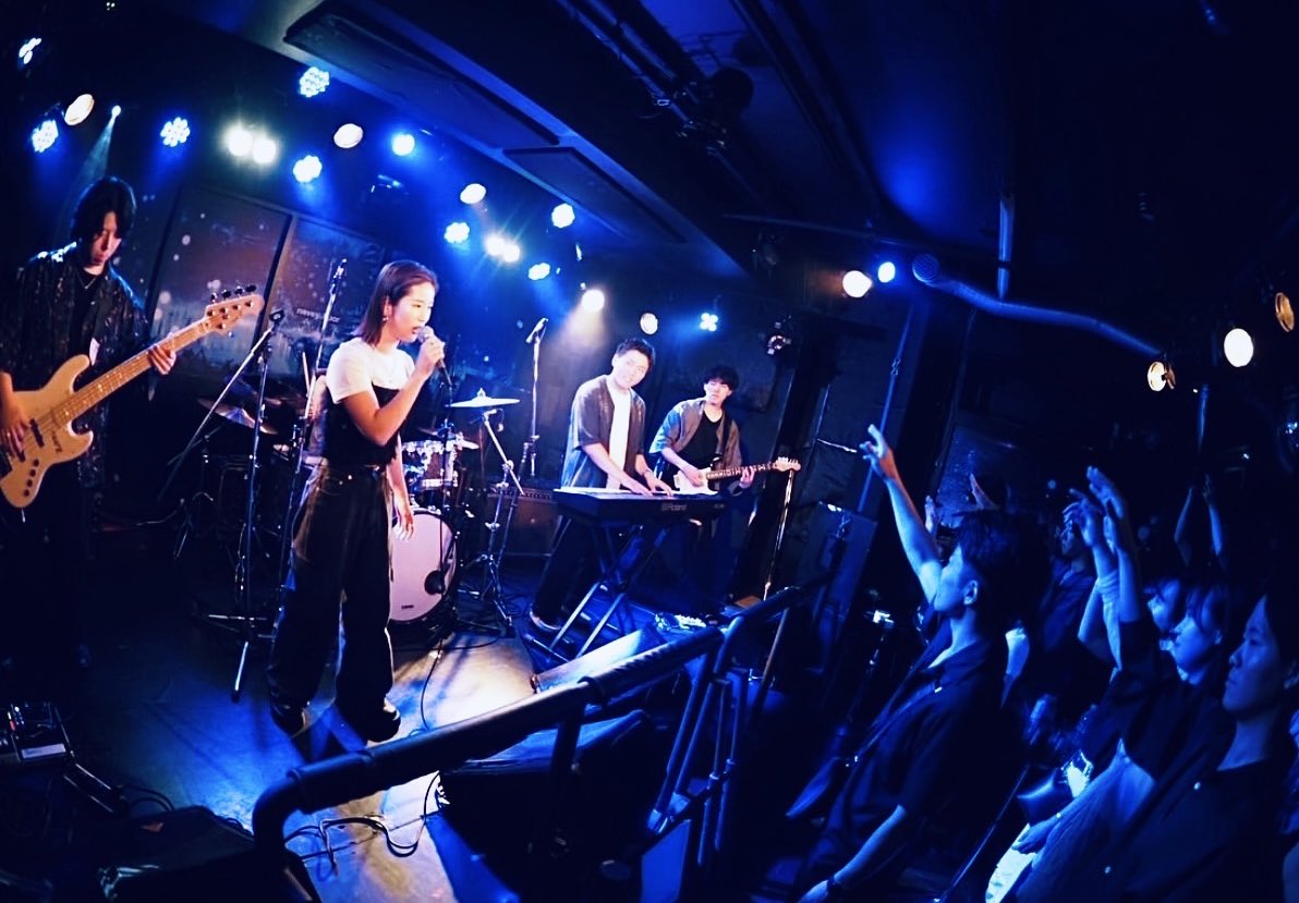 🦖🦖AKASAKA meltdown🦖🦖

2025.6.29.sun@赤坂navey floor  

昨日のライブにご来場と、オンラインでご視聴をしていただいた皆様本当にありがとうございました！！！！🙌✨

ミドリノキョウリュウの成長をこれからも見守って下さい。もっともっと強くなります。

#ミドリノキョウリュウ🦖