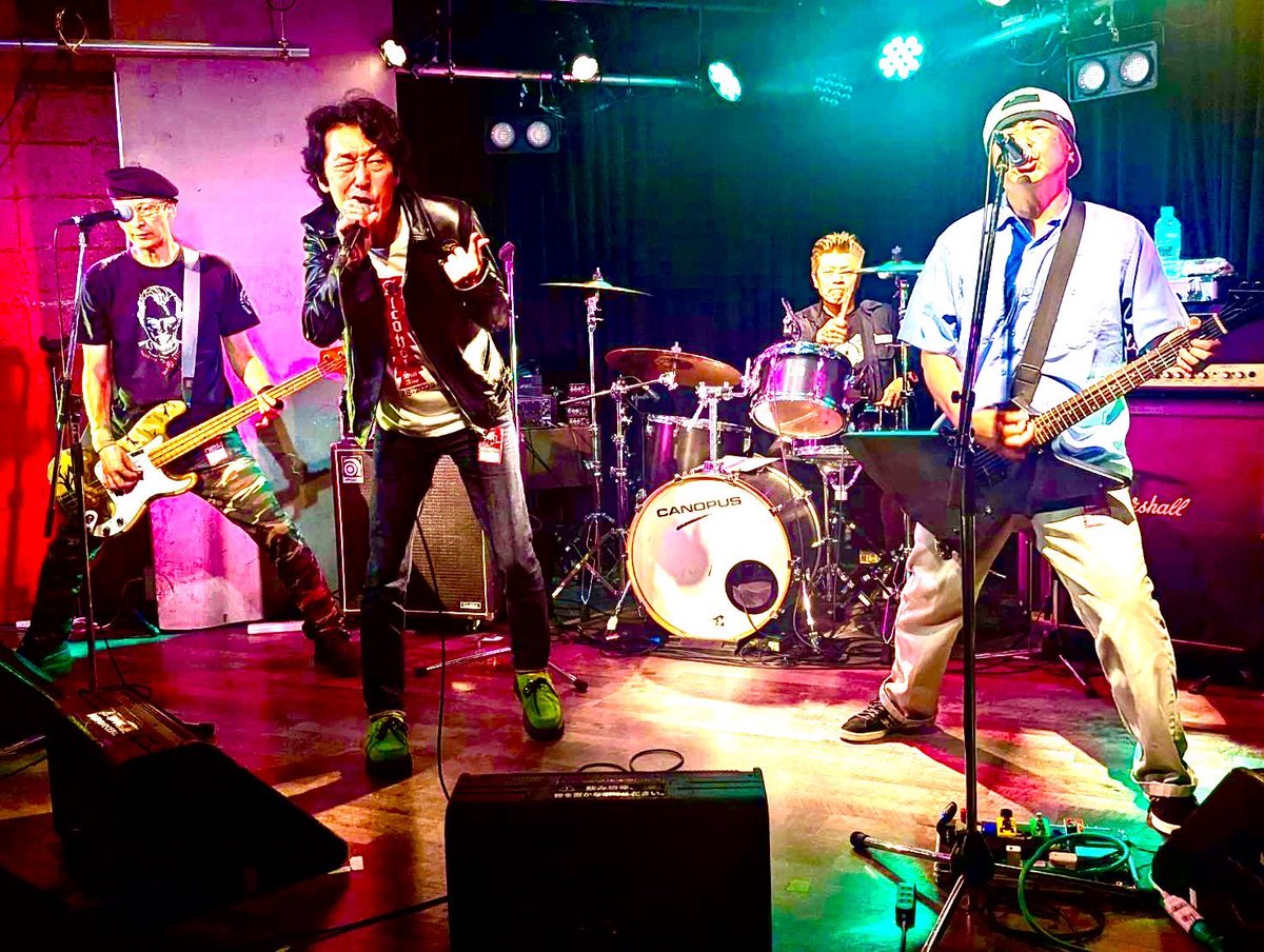 theheadons's tweet photo. 土曜日はSAVE THE VOICE presents JOE ALCOHOL~追悼ライブ
主催のAggressive Dogs UZIさん、対バン、お客さん、ライブハウスありがとう

次回は8/9（土）早稲田ZONE-Bにて自主企画RHYTHM,PUNK...AND REBEL vol.2

カッコ良いバンド集めました！
オレたちも熱くいきます！
ぜひとも遊びに来て下さい！！ https://t.co/SzPxdmDpZB