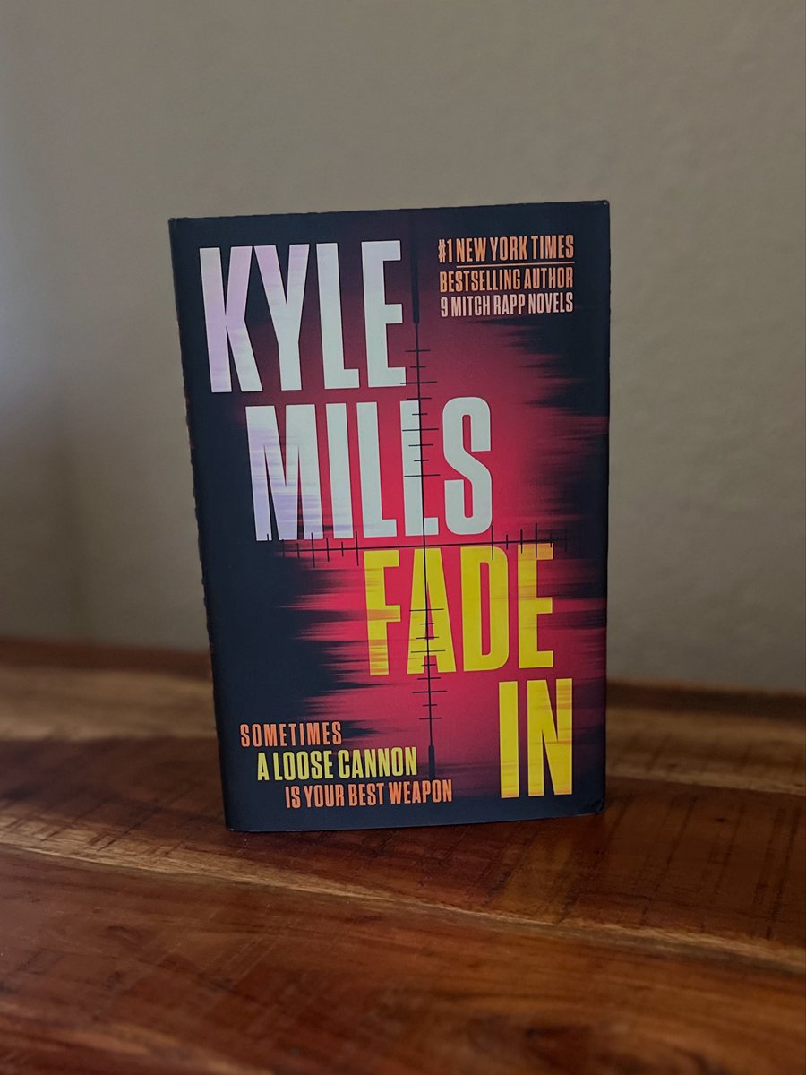 officialJSClark's tweet image. First book mail at the new farm! Not a bad way to break in the new mailbox!
Thanks @KyleMillsAuthor
