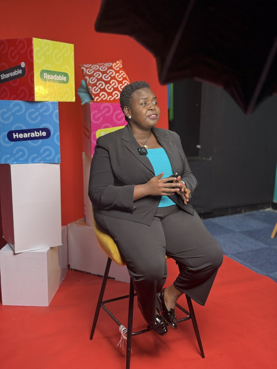 Claire Ollama tweet media