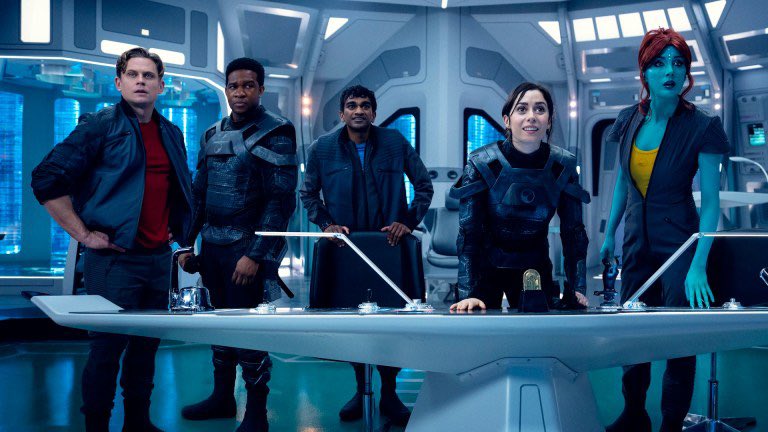 Netflix『ブラックミラー』の異色の傑作「宇宙船カリスター号」にまさかの続編が来てた事に気付いて慌てて観た！
尺も90分と普通に映画並の長さだけど、テンポの良い興味を引く魅力的なストーリー展開とキャラクターであっという間に見終わった
前作に続いて傑作！