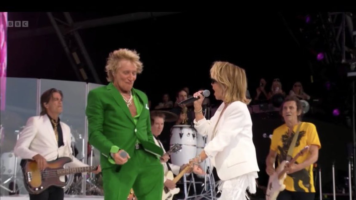 Liam Hamilton (@liamhamilton16) on Twitter photo Rod Stewart’s 90 minute ‘Legends’ set on Sunday night attracts the biggest audience of <a href="/glastonbury/">Glastonbury Festival</a> weekend, a 3.4m average audience on BBC1 with a peak of well over 4m viewers towards the end as 80 year old Rod welcomes #Lulu on stage, a mere youngster at 76. Legends indeed! Rod Stewart’s 90 minute ‘Legends’ set on Sunday night attracts the biggest audience of <a href="/glastonbury/">Glastonbury Festival</a> weekend, a 3.4m average audience on BBC1 with a peak of well over 4m viewers towards the end as 80 year old Rod welcomes #Lulu on stage, a mere youngster at 76. Legends indeed!