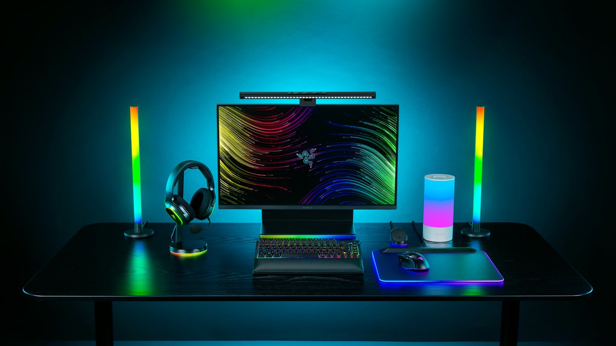Immer Teil des Gefechts mit Beleuchtung in eure Richtung oder als Wandprojektion mit den Razer Aether Standing Light Bars! 💡rzr.to/DE-ASLB