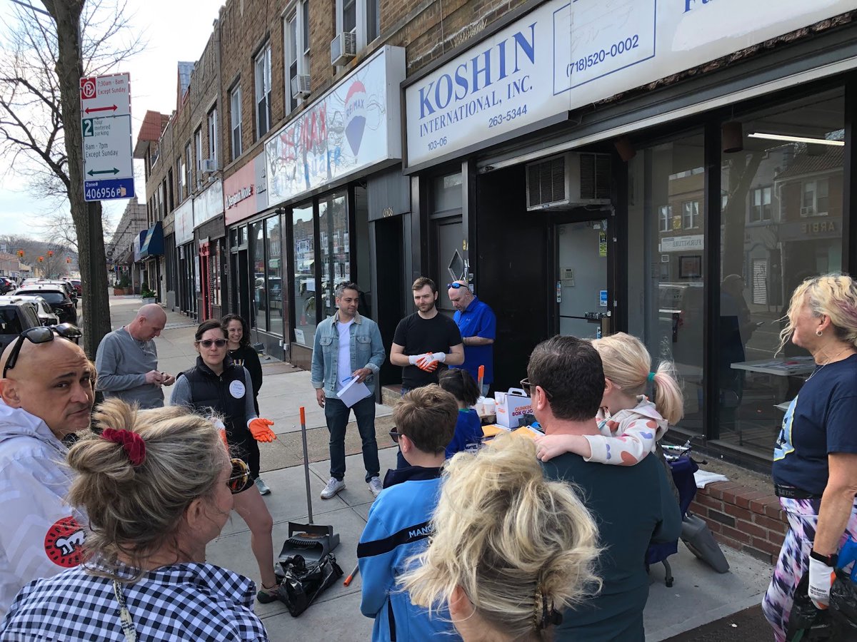 AM_AndrewHevesi's tweet image. Wrapped our spring community cleanup series this past weekend! Huge thanks to our partners and the incredible volunteers who showed up this season.
Looking forward to seeing everyone when we kick things off again in the fall!