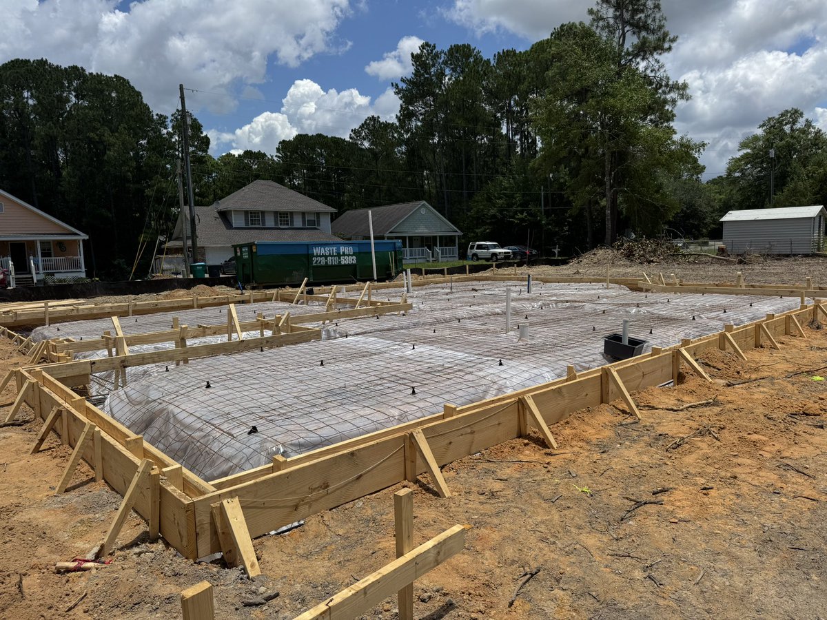 Formed up and inspection scheduled today! Planning to pour both this week. Building something a little more affordable for the area. One house is a smaller 3/2 1350 SQFT and the other is a 4/2 1650 SQFT. 

Building these with <a href="/follard/"></a> <a href="/mhowitt/">Matt Howitt</a> @NicholasGuidry1