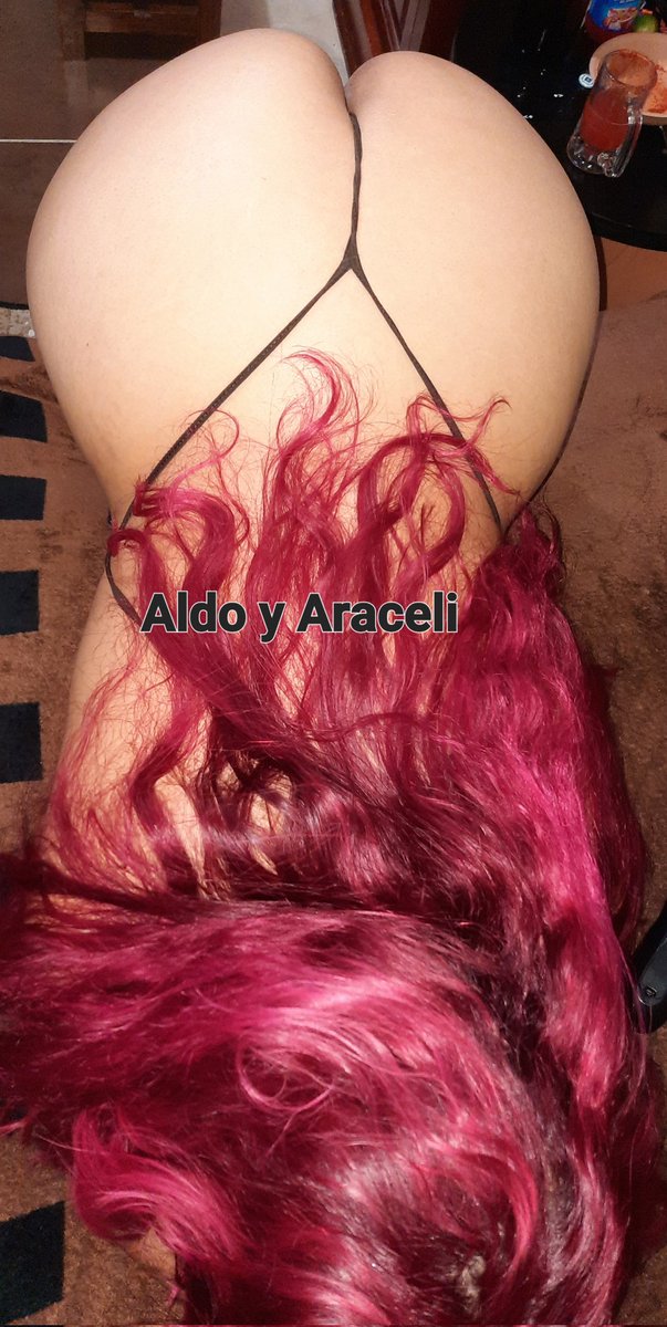 Buen inicio de semana para todos 
 🥵🍑
Les gusta mi corazón 🍑