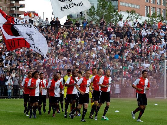 bringDickback's tweet photo. Ik mis dit Feyenoord! #training #dekuip #openbaar https://t.co/IjzK9Wrnkl