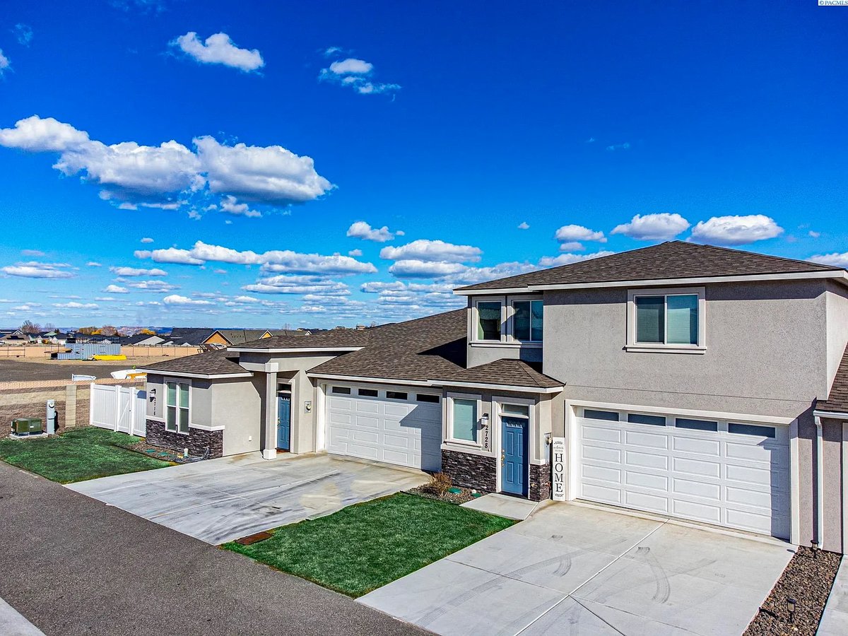 QuickLiquidity's tweet image. We&apos;re excited to announce that we recently closed a 1st mortgage cash-out refinance on 3 townhomes in West Richland, WA 🎉

💰 Loan Amount: $600,000
🚀 Closed in only 10 days
🤝🏻 Terms: 12 months at only 10% interest with 2 points 

We protect all brokers who submit deals to us.