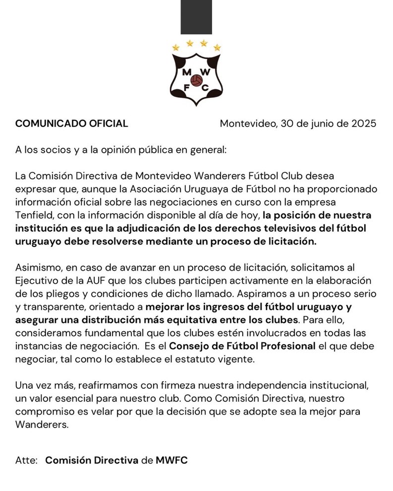 Wanderers comunica que los derechos de TV en el fútbol se deben decidir en un proceso licitatorio.
Aclaran también que es el consejo de fútbol profesional el que debe negociar.
Quedó bien con todas las partes la directiva bohemia.