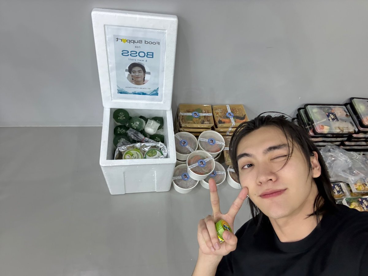 ขอบคุณสำหรับฟู๊ดซัพพอร์ตสำหรับวันนี้ด้วยนะครับ เติมพลังให้ผมได้และทีมได้เยอะมากเลยย พึ่งจะอาบน้ำเข้านอนน ฝันดีทุกคนด้วยนะคั้บ ✨🥴😚