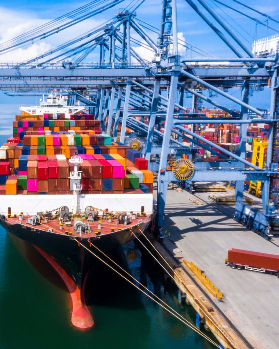 Shifts in global trade are pushing companies to rethink how they move goods. Goodman’s strategic locations support resilient supply chains, helping our customers navigate disruption. Read why Goodman is a provider of essential infrastructure: brnw.ch/21wTNnO

Source: WSJ