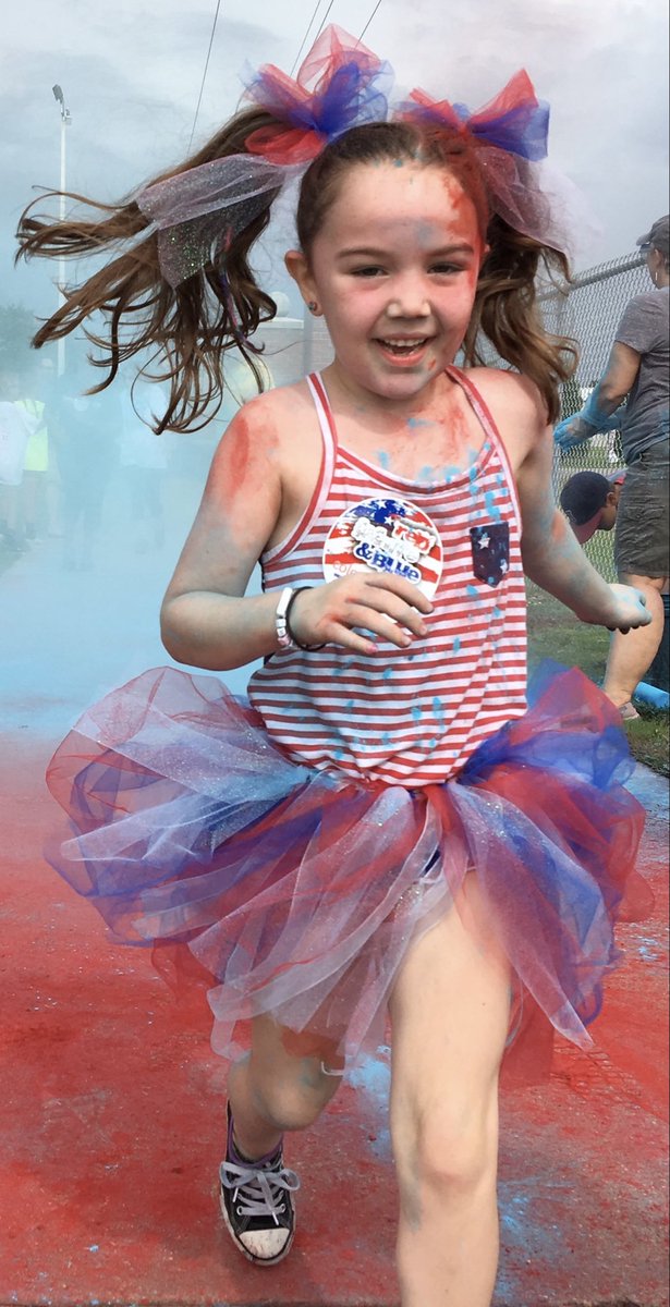 redwolfvoice's tweet image. Some of my favorite memories over the years have come at our Red, White & Blue Color Run!
It’s even more special this year as proceeds go towards our friend, @JC_RWRC in his fight against cancer.
Encouraging all @AStateRedWolves fans to start the 4th by having fun with us!!