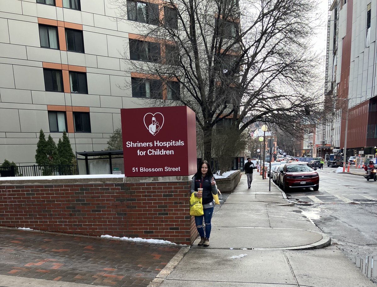 ShrinersBoston's tweet image. Meet Sienna. She was just two years old when an accidental spill of boiling honey resulted in second and third degree burns. Sienna’s family sought treatment at Shriners Children’s Boston after a lengthy stay at a Canadian hospital. ow.ly/h0Qq50Wincs
#ShrinersChildrens