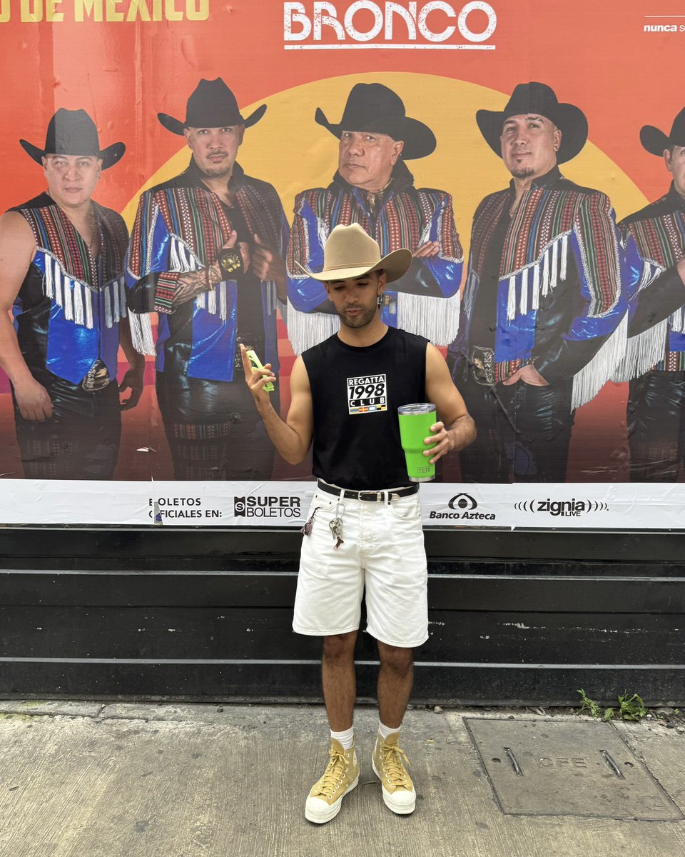 danielbldrs tweet picture