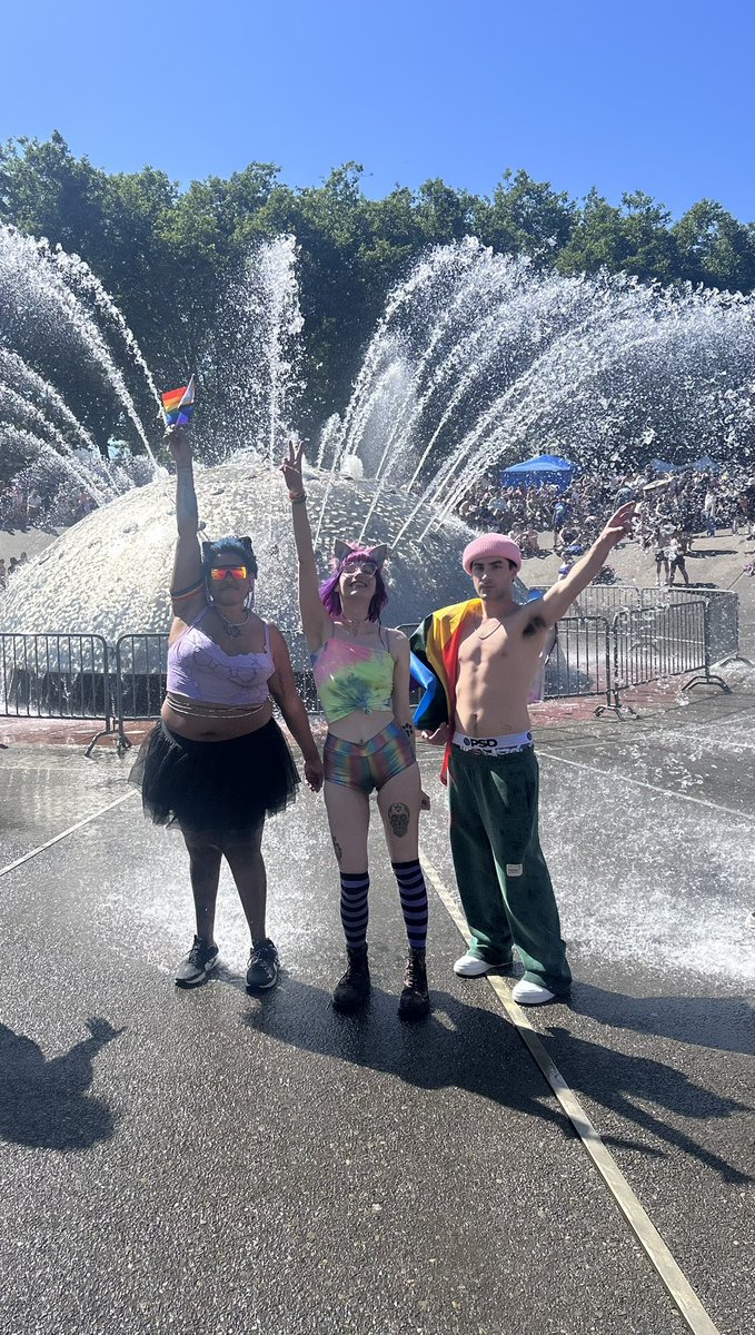 damage talking tweet media