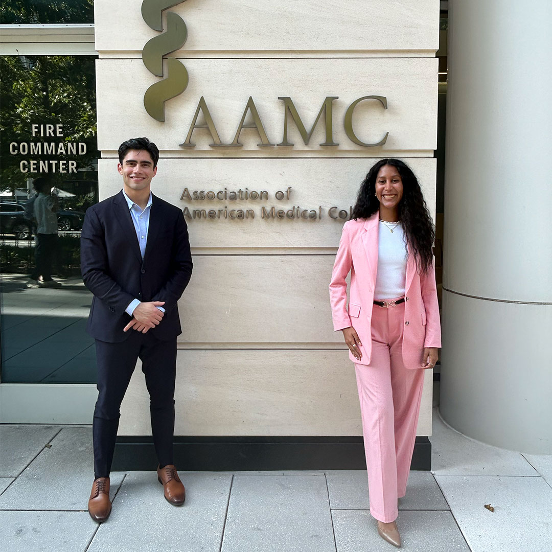 FIUMedicine's tweet image. #FIUMed students Gabriel Gonzalez &amp;amp; Carlota Gimenez Lynch attended #AAMCRISE —a national leadership program for rising M2s focused on Relationships, Influence, Self-awareness, &amp;amp; Effectiveness. They connected with peers, learned from experts, &amp;amp; built leadership skills. @AAMCtoday
