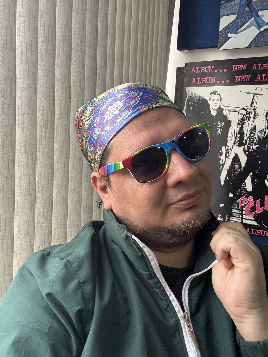 Willimeneses's tweet photo. Cuando alguien es feliz siendo como le da la gana, otros se incomodan… #PrideMonth 🏳️🌈#PrideOutLoud #Pride2025 #lgbtqiaprideispolitical #LGBTQIA https://t.co/6Y79PEUKGb
