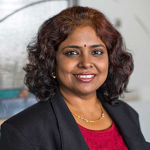 UMichChE's tweet image. New funding supports research that could prevent long-term breast cancer metastases.
ChE Prof. @NagrathSunitha has received funding from the @UMRogelCancer to lead innovative research using microfluidic assays and implantable scaffolds.
Read more: michiganche.info/4iX1gQ1