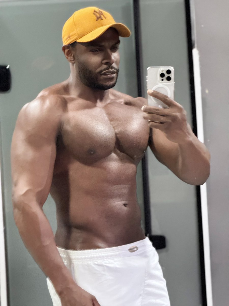 King Boyomo👑 tweet media
