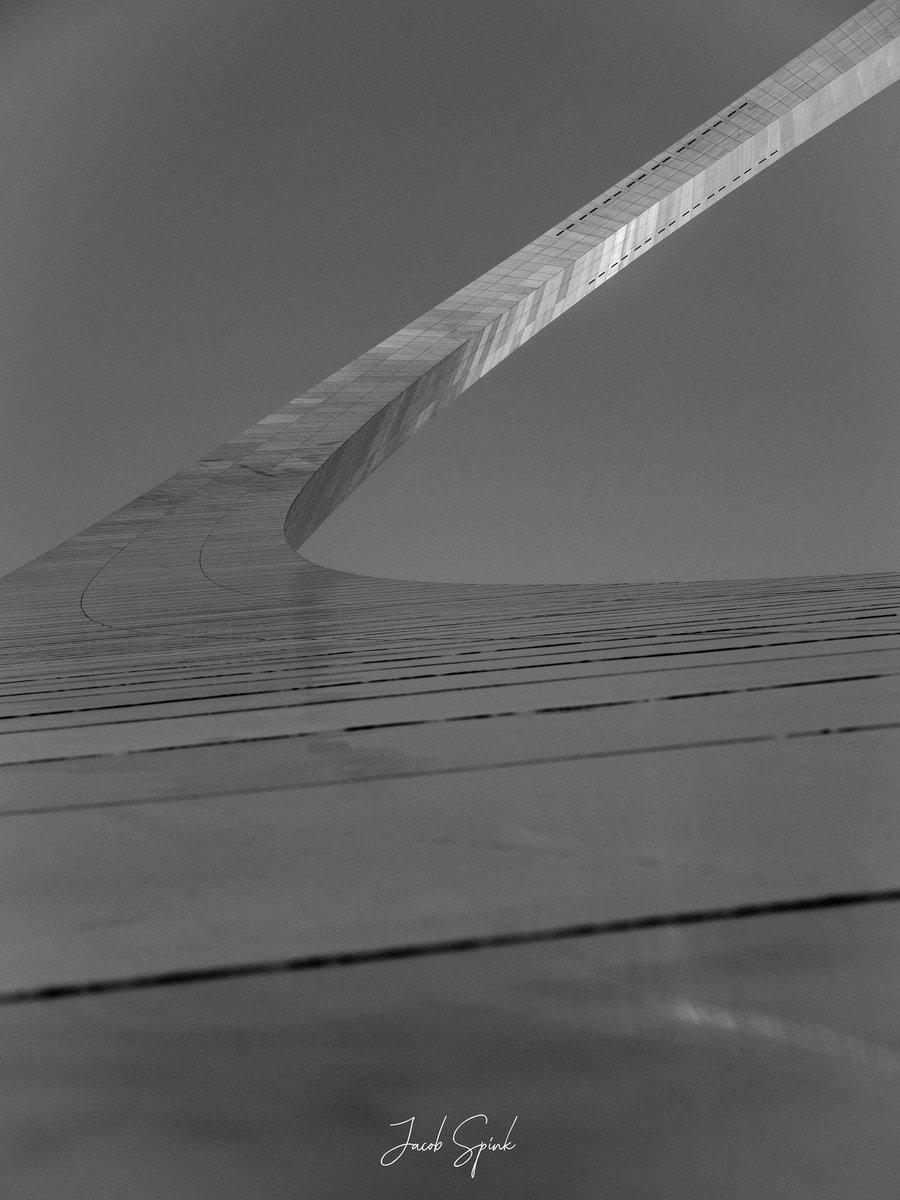 I love this tall steel arch. #Arch630Day