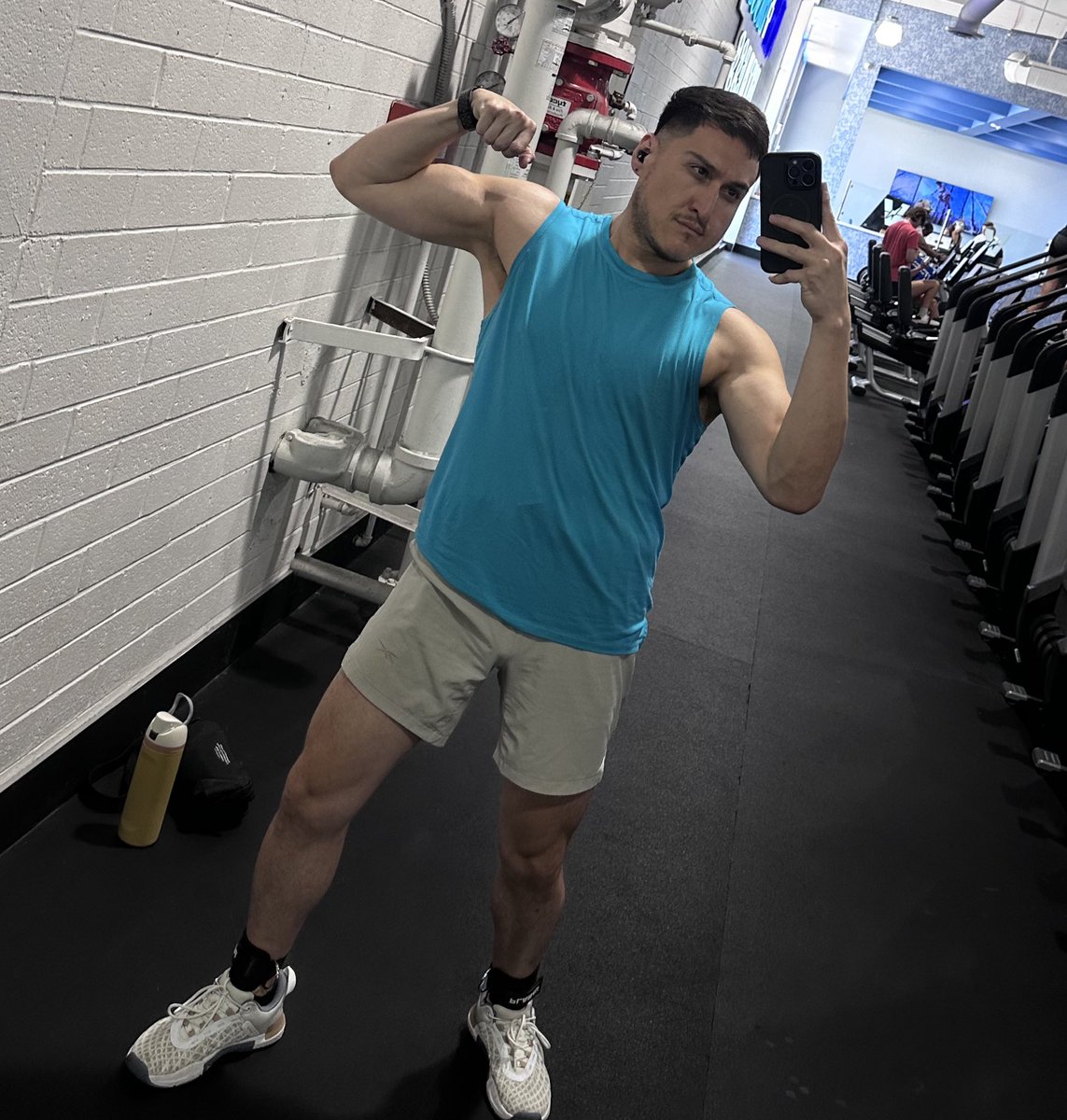 Benito Camela 🙊 tweet media