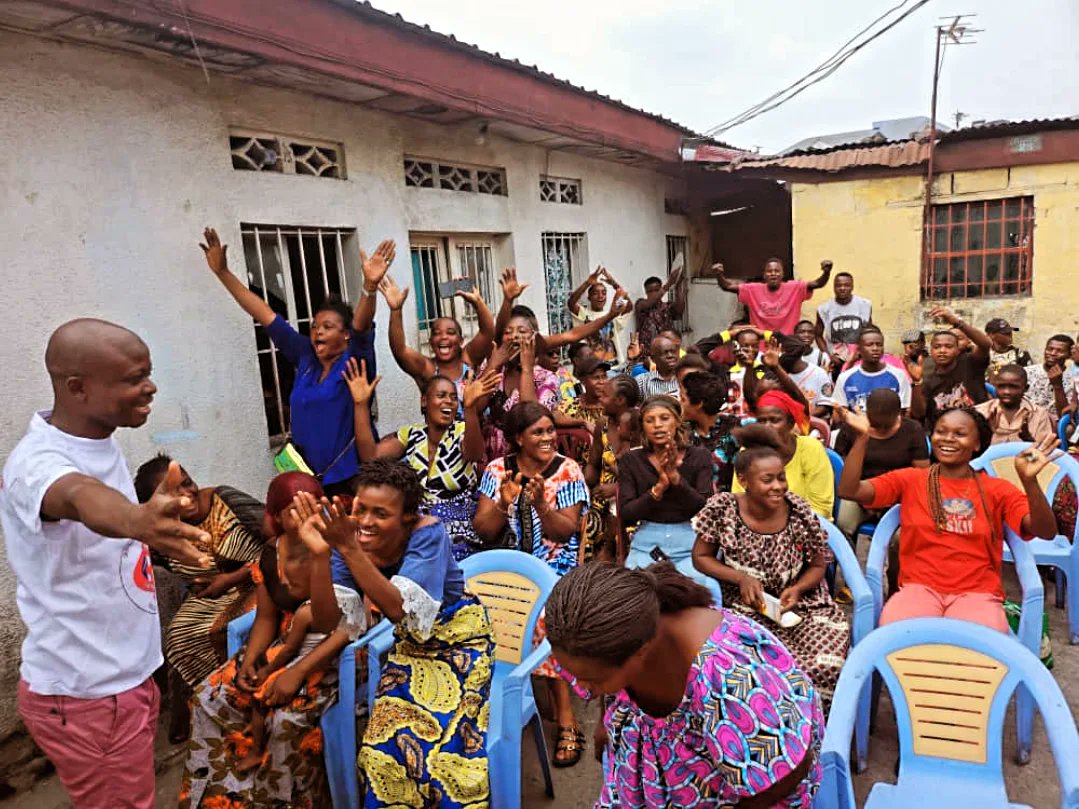 rons_kabasele's tweet image. #LIBANDA #65ans
#REDYNAMISATION
Aujourd’hui,nous célébrons plus qu’une date:nous célébrons un peuple, une histoire,une fierté. Dans sa campagne de Masolo Na Base, le RNS a célébré cette journée historique avec l’une de cellule de Ngampani à kimbanseke.
@CivuadiKalanga