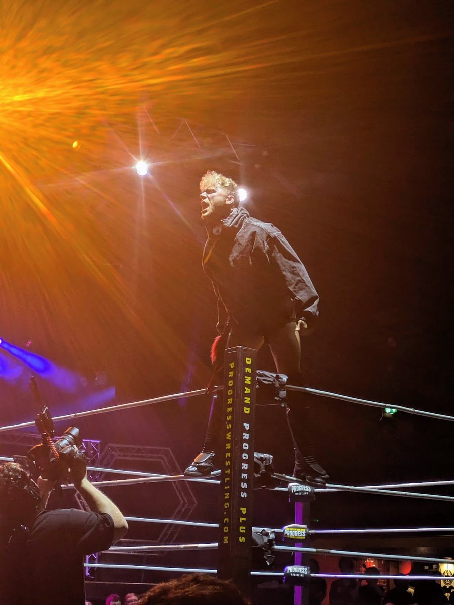 softplxcetoland's tweet image. Shitwolf. 

#Chapter181 #PROGRESSWrestling