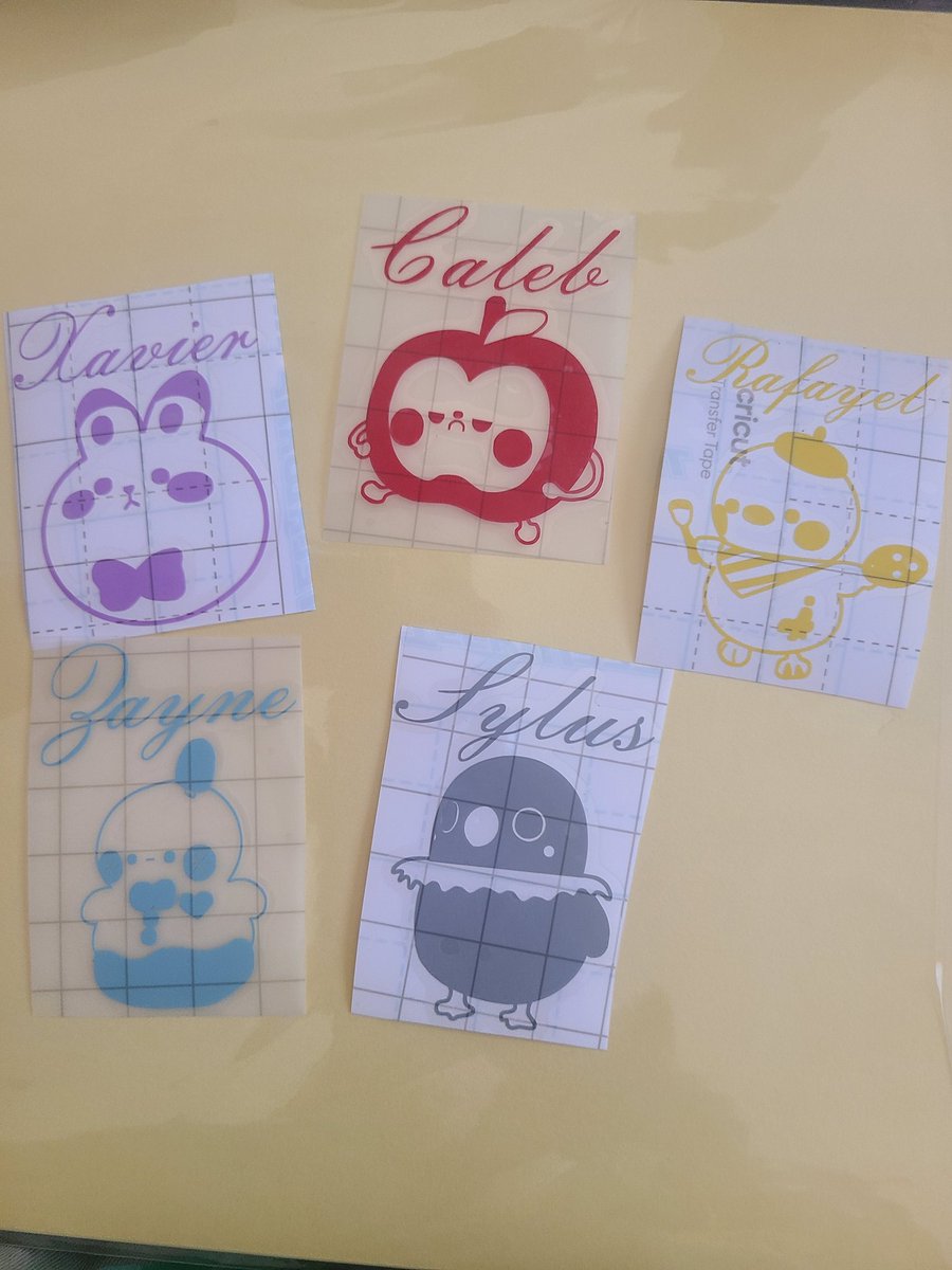 SusanooEevee's tweet photo. I made these decals to celebrate the new Love and Deepspace banner and version update. I'll be giving them out during Anime Expo this weekend to artists, cosplayers and just LaDs lovers ^-^
#AX2025 #LoveandDeepspace https://t.co/QsSVEqzojL