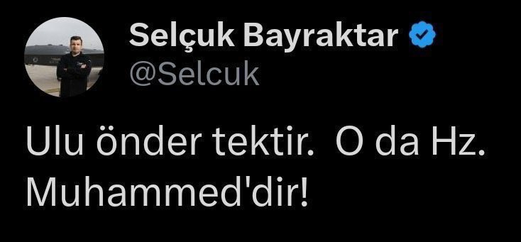 Ulu önder tektir! 

O da Hz.Muhammed’dir!