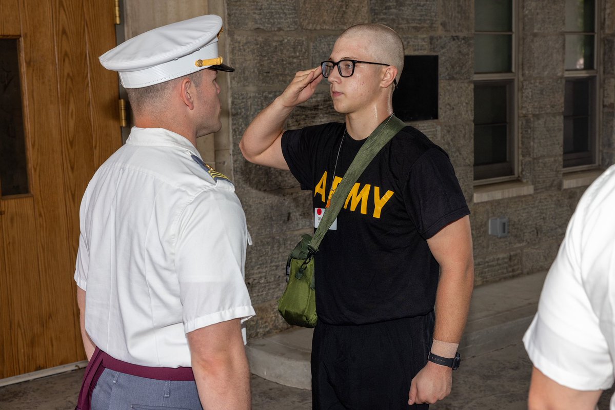 WestPoint_USMA's tweet image. Welcome to West Point, Class of 2029!
Now, it's only 47 months until they join the Long Gray Line.
#DutyHonorCountry #RDay #USMA2029