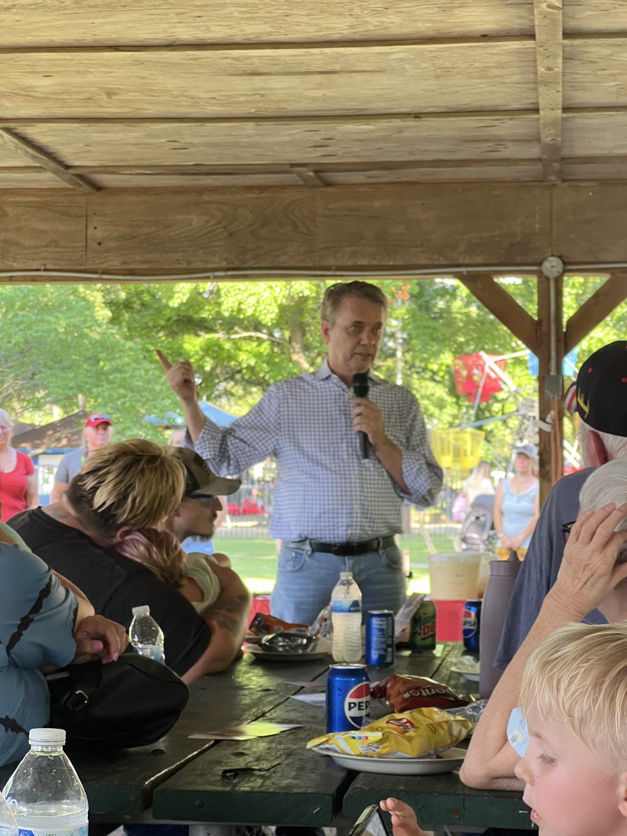 DrJeffColyer's tweet image. What an incredible day at the Crawford County GOP Picnic! 🇺🇸 I’m proud of our amazing grassroots volunteers who made this event a success. Your energy, dedication, and passion for our conservative values truly lit up the park and brought our community together.
Shout out to…