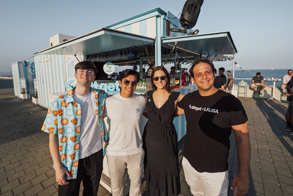 BitgetES's tweet photo. Así de bien nos lo pasamos en el Super Meetup de Barcelona 🩵 

¡Gracias a todos por venir! 🥳

#EventWithBitget @bitgetglobal https://t.co/KJYAp1yJdP