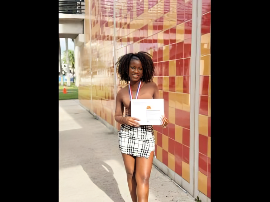 📣 HISTORY MADE!
UTech, Jamaica is proud to celebrate Kelli-Rae Ashley — the first UTech architecture graduate to receive the prestigious AIA Florida Bronze Medal Award, the highest student honour in the state of Florida! 🇯🇲🏆🇺🇸

#ProudKnight
#WomenInArchitecture