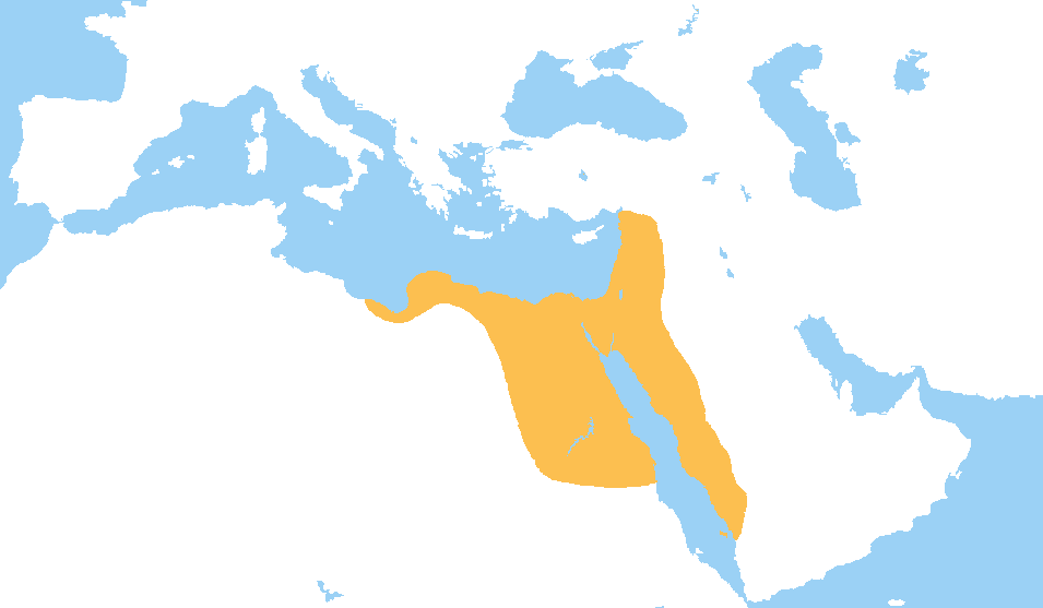 ahmdahshan's tweet photo. أحد أهم مشاكل مصر المزمنة أن السلطة السياسية كانت حريصة في كل عصورها المختلفة على ضرب أي تراكم للثروة، لأنه سيؤدي بالضرورة إلى ظهور مراكز قوى، وبالتالي إجبار السلطة على تغيير النظام ليصبح قائمًا على المشاركة لا الاحتكار المطلق.

على سبيل المثال، في العصر الذهبي الأزهى والأعظم لمصر منذ العام 525 ق.م، عصر الدولة الفاطمية (969–1171)، حين حوّل الخلفاء الفاطميون الحنفاء الأشراف الأجلاء مصر من دولة مستقلة مركزها مدينة الفسطاط (بعدما كانت القطائع في العصر الطولوني كما هو موضح في الخريطة باللون الأحمر)، إلى إمبراطورية عظمى مركزها المدينة الجديدة "القاهرة" تمتد من المحيط الأطلسي في أقصى الغرب إلى هضبة الأناضول في أقصى الشمال الشرقي، واكتسبت لأول مرة هويتها العربية والإسلامية ومركزية دورها في المنطقة بعد انقطاع دام أكثر من 1400 سنة (الخريطة أدناه باللون الأخضر).

هذا ما أدى إلى نشوء طبقة نخبوية مصرية من التجار وأصحاب رؤوس الأموال لأول مرة، وتحولت مصر إلى مركز تُصب فيه العائدات لا مجرد ولاية تنفق على المركز. وقد أدرك صلاح الدين الأيوبي هذا التحول، ولم يكن يحبه المصريون ولا يأمنهم على نفسه، حتى أنه أقام في الشام وطلب من وزيره قراقوش بناء قلعة محصنة لتكون "عاصمة إدارية جديدة" لحكمه، ليعود إلى مصر بعد اكتمال بنائها ويضمن أن يكون في مأمن من المصريين، إلا أنه توفي قبل أن يسكنها. وكان من مهام قراقوش أيضًا تفريغ النخب المصرية من كل ما لديها من ثروات.

ثم جاء عصر المماليك البحرية ثم البرجية، ورغم كل عيوبهم ومثالبهم، إلا أنهم حافظوا على الحدود الطبيعية لمصر التي أرستها الدولة الطولونية (868–905). وعادت معهم مراكز القوى ممثلة في "عرفاء" المهن أو "نقباء" بالمصطلح الحديث، وتراكمت الثروات وتشكلت مراكز قوى جديدة كان لها كلمتها في إدارة الشؤون الداخلية (الخريطة باللون الأصفر أدناه).

ولما جاء السلطان سليم الأول ياغوز، وفقدت مصر استقلاليتها وتحولت إلى إيالة مصر، أقر نظام الالتزام، فحُصرت كل الأراضي الزراعية في البلاد وأُممت لصالح السلطان، ومنحت بحق الالتزام لفترة زمنية محددة عبر مزايدات مالية. لكن، ونظرًا لبعد مصر عن إسطنبول، وكثرة التمردات فيها، وتحكم "شيوخ البلد" من المماليك في سلطتها الفعلية، حيث كانت توفر وحدها أكثر من 70% من موارد الدولة العثمانية العليا، بحسب الرحالة العثماني الشهير أوليا جلبي، فقد بات من اللازم على المماليك العثمانلية قبول مشاركة النخب.

وهكذا تراكمت الأموال من جديد، وتعززت مراكز القوى، حتى أن الإمام الحادي عشر، فضيلة الإمام الأكبر شيخ الجامع الأزهر أحمد العروسي (1778–1793)، ومعه نقيب الأشراف ونخبة التجار والمشايخ، أجبروا المماليك على توقيع وثيقة حقوق لتنظيم العلاقة بين المماليك ومراكز القوى والرعية، أشبه بـ "الماجنا كارتا". وربما لو لم تأتِ الحملة الفرنسية بقيادة نابليون بونابرت عام 1798، لترسخت تلك الوثيقة وشكلت دستورًا للعلاقة بين الطرفين.

وقد برزت قوة مراكز القوى في أن مصر كانت الولاية الوحيدة في كل ولايات الدولة العثمانية الـ22 التي حاصر أهلها القلعة وفيها الوالي العثماني، بقيادة مشايخ الأزهر ونقيب الأشراف السيد عمر مكرم، حامل البيرق النبوي. ورد على السلطان العثماني محمود الثاني، الذي دعاه ومن معه لطاعته كونه خليفة المسلمين، بقوله إن طاعة الله قطعية، وطاعة رسوله واجبة، أما أولي الأمر فطاعتهم مشروطة بطاعة الله ورسوله، وبما أنك لا تطيع الله ورسوله فينا فلا طاعة لك عندنا.

وأجبروا الخليفة على عزل واليه وتعيين محمد علي باشا، الذي شكّل اختياره لفتة ذكية بألا يتحدوا الخلافة عبر تعيين أحدهم، فيُعتبر ذلك خروجًا عن الدولة، وفي الوقت نفسه اختاروا شخصًا مجهولًا للعثمانيين، لا ولاء له حقيقي للسلطان.

ثم أجبروا محمد علي باشا على الالتزام بوثيقة حقوق وواجبات على غرار ما كان الوضع عليه زمن المماليك، سُميت آنذاك بـ"السياستنامة". وهنا أدرك محمد علي الخطر على سلطته، فنفى السيد عمر مكرم إلى دمياط عام 1809، وألغى سياسة الالتزام وحلّ محلها نظام "الاحتكار"، بحيث تكون الدولة ممثلة فيه شخصيًا هي المالكة والمحتكرة لكل شيء: الزراعة والتجارة والصناعة.

أسس محمد علي باشا الجيش لحماية ملكه وتعزيز استقلاله عن الدولة العثمانية، فكان الجيش المصري منذ نشأته الأولى أشبه بجيش أسس دولة، لا العكس، وهو بعد مهم لفهم العلاقات العسكرية-المدنية المصرية. فكل المنجزات الصناعية والزراعية والعلمية كانت في الأساس لخدمة الجيش، ثم اتجهت تدريجيًا لخدمة المجتمع المدني.

على سبيل المثال، زراعة القطن ومادة الفوة الحمراء لصباغة الطرابيش، ثم مصانع الغزل والنسيج، كان غرضها الأساسي تصنيع ملابس عسكرية للجيش، دون الحاجة للاستيراد حتى لا يشعر العثمانيون بأن محمد علي يصنع جيشه الخاص. أسس الكلية الحربية في أسوان لتكون بعيدة عن أعين العثمانيين، وكانت المصانع لخدمة الجيش، حتى أول مستشفى حديث "القصر العيني" كانت لحماية العسكريين من الأمراض، وأول دفعة أطباء ومهندسين أُرسلت لفرنسا كانت لخدمة العمل العسكري، والمطبعة كانت للمنشورات العسكرية.

وهكذا، كل أدوات الدولة الحديثة صُمّمت لأجل الجيش. وبعد معاهدة لندن 1840، نتيجة توسع محمد علي الكبير، استخدم أدوات الدولة القومية الحديثة لتفريغ مراكز القوى من قوتها، واحتكار كل شيء لصالحه (خريطة دولة محمد علي باشا في أقصى أتساعها باللون الأحمر أدناه).

وعندما أراد الخديوي إسماعيل أن يروّج لنفسه في أوروبا كمصلحٍ صاحب دستور عصري ومجلس شورى نواب منتخب، وزع الملكية على فئة محدودة من المصريين لتشكيل نخبة تدين له بالولاء. ولم تتشكل هذه النخبة بناءً على جهودها الذاتية، فنتج عن ذلك وضع غير منطقي، وأنانية من هذه النخب، مما وفّر البيئة المناسبة لضباط يوليو وسياسات التأميم، التي لاقت تأييدًا شعبيًا.

وبعدما جرى نوع من الانفتاح في الفترة من (2000–2005)، فشل مبارك في توسيع المشاركة الشعبية ودفع الإصلاحات الاقتصادية بما يتناسب مع توسع الطبقة الوسطى، فتراكم الغضب حتى انفجر في 2011. وبعدما جاءت حركة 30 يونيو المباركة، درست بشكل جاد أسباب "تمرد" 2011، التي بدت غير مبررة وفق تصورها الضيق نظرًا لكون المصريين في بحبوحة مقارنة بكل عصورهم السابقة، فخلصت إلى أن الخطر يكمن في الطبقة الوسطى التي حرّكت جموع المصريين "الطيبين".

فكان الحل: تفريغ هذه الطبقة من مكتسباتها، وإجبارها على الهجرة، أو انتظار دورها للانضمام إلى جيوش الفقراء، أو الخضوع المطلق والمشاركة في مهزلة تتجلى فصولها في مشاهد حديثي النعمة القادمين من القاع للقمة بلا موهبة أو جهد حقيقي، دون تراكم للثروة، أو فتح للسوق، أو تمكين المصريين من الثراء بالطرق المشروعة.

وفي ظل غياب طبقة يمكن تسميتها بـ"Old Money" في مصر، بل وجود مجموعة من الجُرابيع الذين استبدلوا التوكتوك بـ"لامبورغيني"، ستظل المعاناة، ويسود القبح، وتتحول مصر إلى "هند الشرق الأوسط"، لكن بلا نووي، ولا قوة إقليمية، ولا نهضة علمية، ولا مكانة دولية؛ شعب فقير، ودولة يقودها حفنة من الأغنياء، ونفس الكلمة... مع استبدال النون بالباء!