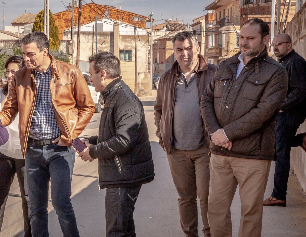 <a href="/La_SER/">Cadena SER</a> De estos, ya hay uno en la trena.
La banda del Peugeot desarticulada...