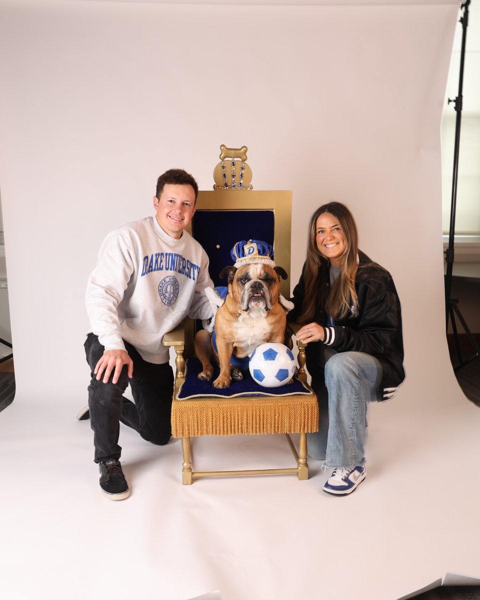 DrakeUniversity's tweet image. Just because the 2025 @DrakeRelays are over doesn’t mean we don’t need more pictures of the 2025 Relays Mascot and the this year’s Most Beautiful Bulldog, Milo 🫶