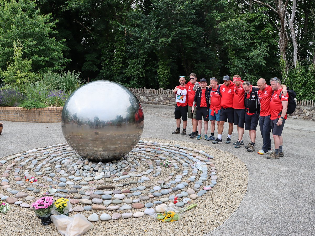 A year ago was the last day of the #bikeboatboot challenge for <a href="/tyhafan/">Tŷ Hafan Children's Hospice</a>. Taking on challenges is just a way of thanking Ty Hafan for caring for us &amp; our children and to ensure more families like ours get the care and support they desperately need
Photos > paulfearsphoto.co.uk/blog/portfolio…