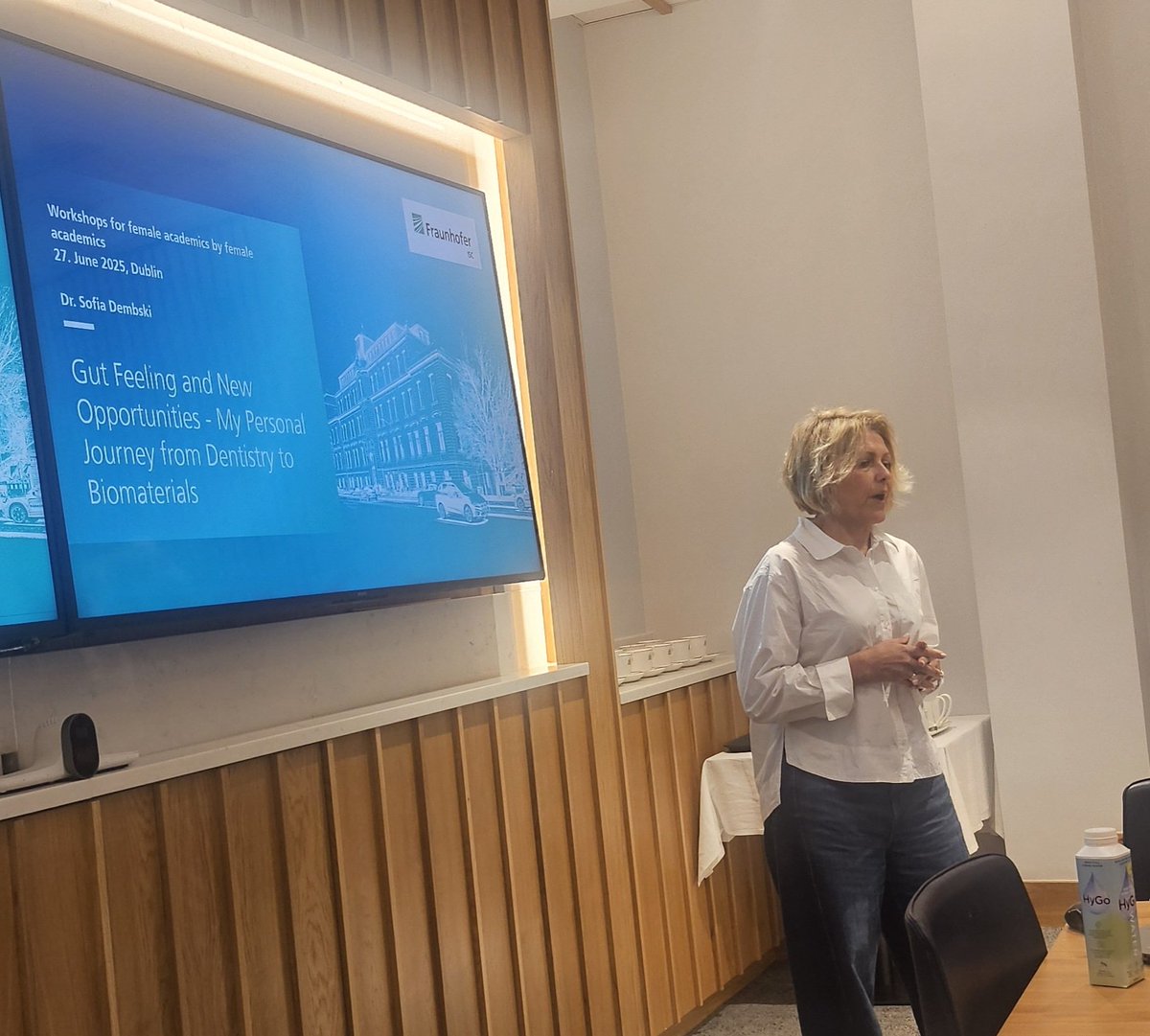TissueEngDublin's tweet image. Fascinating to hear from Sofia Dembski on her research journey from dentistry to biomaterias as part of the Women in Academia Workshop in TERG last week with @HorizonRegeneu!