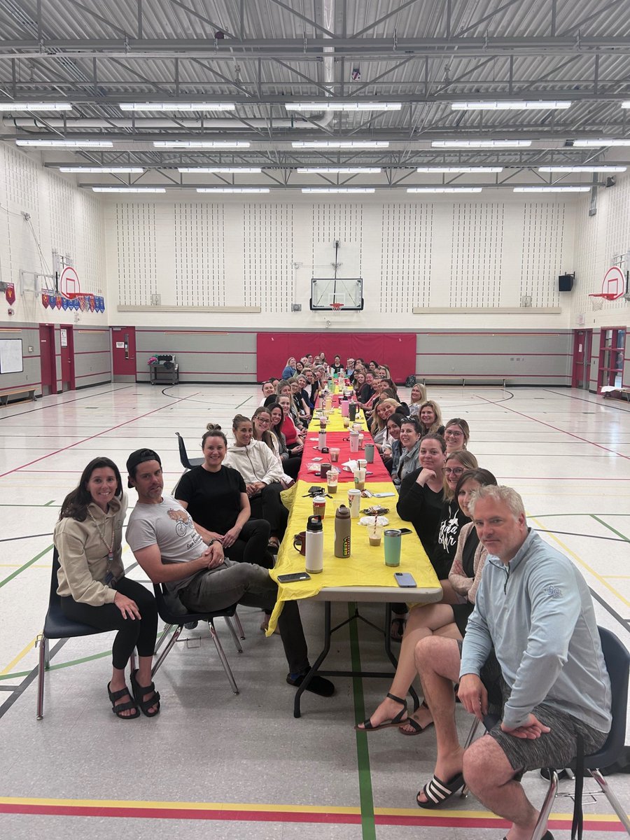 A big thanks to this amazing Sacred Heart staff!!  They work each day to support our students and families.  We wish them an amazing summer with family and friends - relaxing and having fun. See you in September Lions!